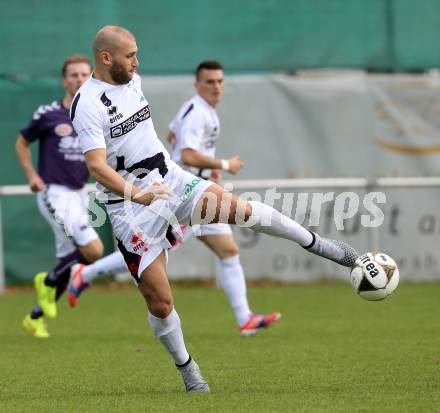 Fussball. Kaerntner Liga. SAK gegen Globasnitz. Christian Dlopst (SAK). Klagenfurt, 4.10.2015.
Foto: Kuess
---
pressefotos, pressefotografie, kuess, qs, qspictures, sport, bild, bilder, bilddatenbank