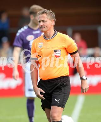 Fussball. Kaerntner Liga. SAK gegen Globasnitz. Schiedsrichter Juergen Fischer. Klagenfurt, 4.10.2015.
Foto: Kuess
---
pressefotos, pressefotografie, kuess, qs, qspictures, sport, bild, bilder, bilddatenbank