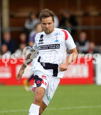 Fussball. Kaerntner Liga. SAK gegen Globasnitz. Michael Kirisits (SAK). Klagenfurt, 4.10.2015.
Foto: Kuess
---
pressefotos, pressefotografie, kuess, qs, qspictures, sport, bild, bilder, bilddatenbank