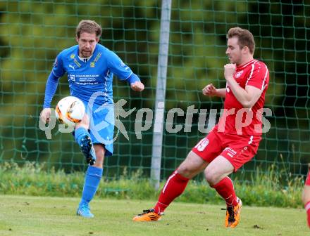 Fussball. Unterliga Ost. Ludmannsdorf gegen Sele Zell. Jernej Smukavec (Ludmannsdorf), Martin Kelih (Sele Zell). Ludmannsdorf, 4.10.2015.
Foto: Kuess
---
pressefotos, pressefotografie, kuess, qs, qspictures, sport, bild, bilder, bilddatenbank