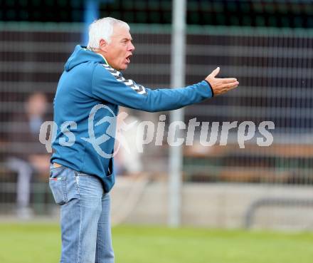 Fussball. Kaerntner Liga. SAK gegen Globasnitz. Josef Micheu (Globasnitz). Klagenfurt, 4.10.2015.
Foto: Kuess
---
pressefotos, pressefotografie, kuess, qs, qspictures, sport, bild, bilder, bilddatenbank