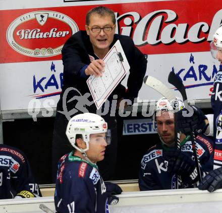 EBEL. Eishockey Bundesliga. EC VSV gegen HC Orli Znojmo. Trainer Hannu Jaervenpaeae (VSV). Villach, am 27.9.2015.
Foto: Kuess 


---
pressefotos, pressefotografie, kuess, qs, qspictures, sport, bild, bilder, bilddatenbank