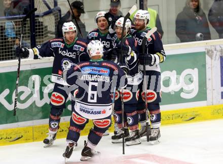 EBEL. Eishockey Bundesliga. EC VSV gegen KAC. Torjubel Benjamin Petrik, Patrick Platzer, Brock McBride, Markus Schlacher, Gerhard Unterluggauer (VSV). Villach, am 10.11.2015.
Foto: Kuess 


---
pressefotos, pressefotografie, kuess, qs, qspictures, sport, bild, bilder, bilddatenbank