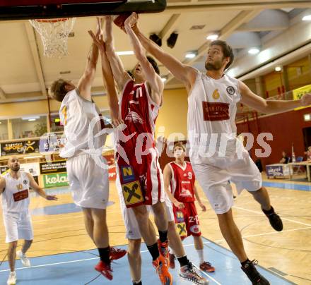 Basketball 2. Bundesliga 2015/16 Grunddurchgang 3.Runde. Woerthersee Piraten gegen Dragons St. Poelten. Tim Huber, Daniel Gspandl,  (Piraten), Michael Diesner (St. Poelten). Klagenfurt, am 3.10.2015.
Foto: Kuess
---
pressefotos, pressefotografie, kuess, qs, qspictures, sport, bild, bilder, bilddatenbank