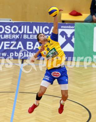 Volleyball. MEVZA. Aich/Dob gegen Mladost ZAGREB. Mlynarcik Peter (Aich/Dob). Bleiburg, 14.10.2015.
Foto: Kuess
---
pressefotos, pressefotografie, kuess, qs, qspictures, sport, bild, bilder, bilddatenbank