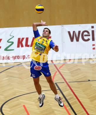 Volleyball. MEVZA. Aich/Dob gegen Mladost ZAGREB. Hruska Michal (Aich/Dob). Bleiburg, 14.10.2015.
Foto: Kuess
---
pressefotos, pressefotografie, kuess, qs, qspictures, sport, bild, bilder, bilddatenbank