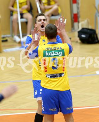 Volleyball. MEVZA. Aich/Dob gegen Mladost ZAGREB. Jubel Mlynarcik Peter, Hruska Michal  (Aich/Dob). Bleiburg, 14.10.2015.
Foto: Kuess
---
pressefotos, pressefotografie, kuess, qs, qspictures, sport, bild, bilder, bilddatenbank