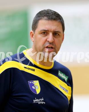 Volleyball. MEVZA. Aich/Dob gegen Mladost ZAGREB.  Trainer Hafner Matjaz (Aich/Dob). Bleiburg, 14.10.2015.
Foto: Kuess
---
pressefotos, pressefotografie, kuess, qs, qspictures, sport, bild, bilder, bilddatenbank