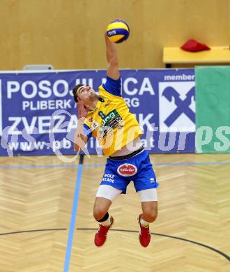 Volleyball. MEVZA. Aich/Dob gegen Mladost ZAGREB. Mlynarcik Peter (Aich/Dob). Bleiburg, 14.10.2015.
Foto: Kuess
---
pressefotos, pressefotografie, kuess, qs, qspictures, sport, bild, bilder, bilddatenbank