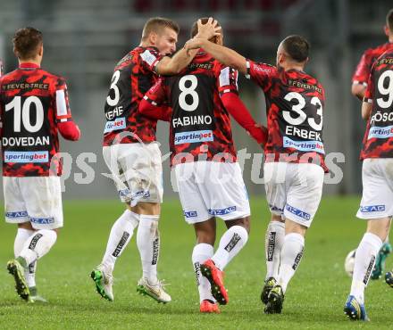 Fussball Sky go Erste Liga. SK Austria Klagenfurt gegen LASK Linz.    Torjubel LASK. Klagenfurt, am 16.10.2015.
Foto: Kuess
---
pressefotos, pressefotografie, kuess, qs, qspictures, sport, bild, bilder, bilddatenbank