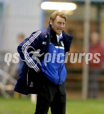 Fussball Kaerntner Liga. SAK gegen Treibach. Trainer Guido Frank  (Treibach). Welzenegg, am 16.10.2015.
Foto: Kuess
---
pressefotos, pressefotografie, kuess, qs, qspictures, sport, bild, bilder, bilddatenbank