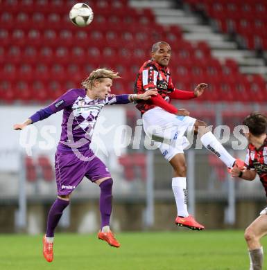 Fussball Sky go Erste Liga. SK Austria Klagenfurt gegen LASK Linz.    Dominic Puercher,  (Klagenfurt), Fabiano De Lima Campos Maria (Linz). Klagenfurt, am 16.10.2015.
Foto: Kuess
---
pressefotos, pressefotografie, kuess, qs, qspictures, sport, bild, bilder, bilddatenbank