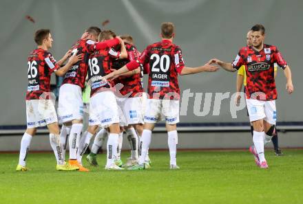 Fussball Sky go Erste Liga. SK Austria Klagenfurt gegen LASK Linz.    Torjubel LASK. Klagenfurt, am 16.10.2015.
Foto: Kuess
---
pressefotos, pressefotografie, kuess, qs, qspictures, sport, bild, bilder, bilddatenbank