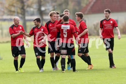 Fussball Kaerntner Liga. Maria Saal gegen Spittal.  Torjubel Maria Saal. Maria Saal, am 17.10.2015.
Foto: Kuess
---
pressefotos, pressefotografie, kuess, qs, qspictures, sport, bild, bilder, bilddatenbank