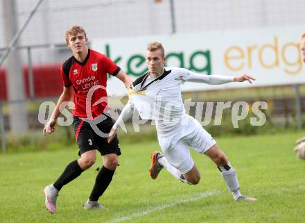 Fussball Kaerntner Liga. Maria Saal gegen Spittal. Florian Heinrich,  (Maria Saal), Daniel Urbas (Spittal). Maria Saal, am 17.10.2015.
Foto: Kuess
---
pressefotos, pressefotografie, kuess, qs, qspictures, sport, bild, bilder, bilddatenbank