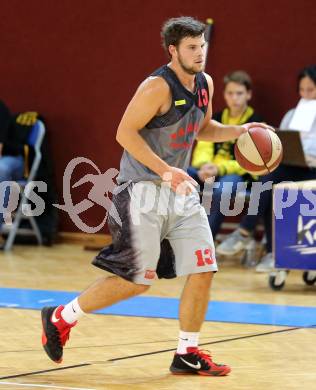 Basketball 2. Bundesliga 2015/16 Grunddurchgang 5.Runde.  Woerthersee Piraten gegen Raiders Villach.  Andreas napokoj (Villach). Klagenfurt, am 17.10.2015.
Foto: Kuess
---
pressefotos, pressefotografie, kuess, qs, qspictures, sport, bild, bilder, bilddatenbank