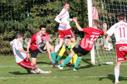 Fussball Unterliga Ost. St. Michael/Bleiburg gegen St. Andrae/Lav. Benjamin Hannes Rossmann,  (St. Michael),  Fabrice Theuermann (St. Andrae). St. Michael/Bleiburg, am 18.10.2015.
Foto: Kuess
---
pressefotos, pressefotografie, kuess, qs, qspictures, sport, bild, bilder, bilddatenbank