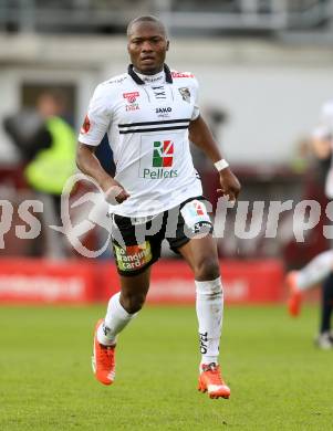 Fussball tipico Bundesliga. RZ Pellets WAC gegen SK Rapid Wien. Issiaka Ouedraogo (WAC). Wolfsberg, am 18.10.2015.
Foto: Kuess
---
pressefotos, pressefotografie, kuess, qs, qspictures, sport, bild, bilder, bilddatenbank