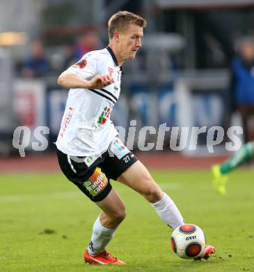 Fussball tipico Bundesliga. RZ Pellets WAC gegen SK Rapid Wien.  Daniel Drescher (WAC). Wolfsberg, am 18.10.2015.
Foto: Kuess
---
pressefotos, pressefotografie, kuess, qs, qspictures, sport, bild, bilder, bilddatenbank