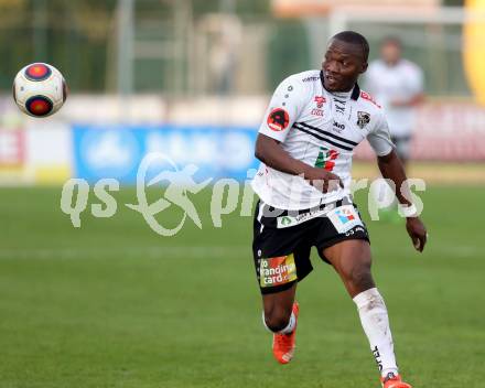 Fussball tipico Bundesliga. RZ Pellets WAC gegen SK Rapid Wien. Issiaka Ouedraogo (WAC). Wolfsberg, am 18.10.2015.
Foto: Kuess
---
pressefotos, pressefotografie, kuess, qs, qspictures, sport, bild, bilder, bilddatenbank