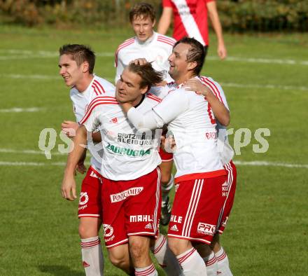 Fussball Unterliga Ost. St. Michael/Bleiburg gegen St. Andrae/Lav. Torjubel Guenther Feimuth (St. Michael). St. Michael/Bleiburg, am 18.10.2015.
Foto: Kuess
---
pressefotos, pressefotografie, kuess, qs, qspictures, sport, bild, bilder, bilddatenbank