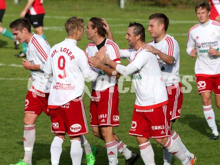 Fussball Unterliga Ost. St. Michael/Bleiburg gegen St. Andrae/Lav.  Torjubel St. Michael. St. Michael/Bleiburg, am 18.10.2015.
Foto: Kuess
---
pressefotos, pressefotografie, kuess, qs, qspictures, sport, bild, bilder, bilddatenbank