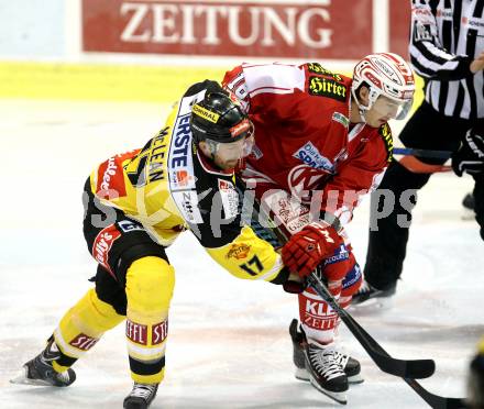 EBEL. Eishockey Bundesliga. KAC gegen UPC Vienna Capitals. Patrick Harand, (KAC), Kurtis McLean (Caps). Klagenfurt, am 23.10.2015.
Foto: Kuess

---
pressefotos, pressefotografie, kuess, qs, qspictures, sport, bild, bilder, bilddatenbank