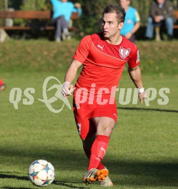 Fussball. Kaerntner Liga. ATUS Ferlach gegen SAK. Martin Trattnig  (Ferlach). Ferlach, am 23.10.2015.
Foto: Kuess
---
pressefotos, pressefotografie, kuess, qs, qspictures, sport, bild, bilder, bilddatenbank