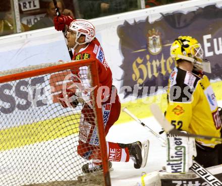 EBEL. Eishockey Bundesliga. KAC gegen UPC Vienna Capitals. Torjubel Mark Popovic, (KAC). Klagenfurt, am 23.10.2015.
Foto: Kuess

---
pressefotos, pressefotografie, kuess, qs, qspictures, sport, bild, bilder, bilddatenbank