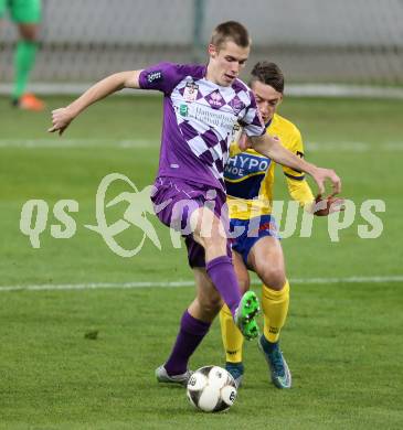 Fussball Sky go Erste Liga. SK Austria Klagenfurt gegen SKN St. Poelten.    Patrik Eler,  (Klagenfurt),  David Stec (St. Poelten). Klagenfurt, am 16.10.2015.
Foto: Kuess
---
pressefotos, pressefotografie, kuess, qs, qspictures, sport, bild, bilder, bilddatenbank