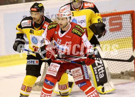 EBEL. Eishockey Bundesliga. KAC gegen UPC Vienna Capitals. Thomas Poeck,  (KAC), Florian Iberer (Caps). Klagenfurt, am 23.10.2015.
Foto: Kuess

---
pressefotos, pressefotografie, kuess, qs, qspictures, sport, bild, bilder, bilddatenbank