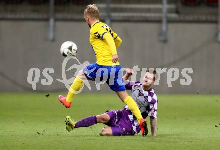 Fussball Sky go Erste Liga. SK Austria Klagenfurt gegen SKN St. Poelten.    Daniel Kerschbaumer, (Klagenfurt), Patrick Schagerl  (St. Poelten). Klagenfurt, am 16.10.2015.
Foto: Kuess
---
pressefotos, pressefotografie, kuess, qs, qspictures, sport, bild, bilder, bilddatenbank