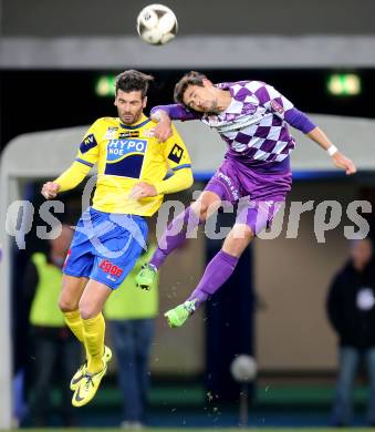 Fussball Sky go Erste Liga. SK Austria Klagenfurt gegen SKN St. Poelten.    Manuel Wallner, (Klagenfurt), Lucas Segovia Daniel  (St. Poelten). Klagenfurt, am 16.10.2015.
Foto: Kuess
---
pressefotos, pressefotografie, kuess, qs, qspictures, sport, bild, bilder, bilddatenbank