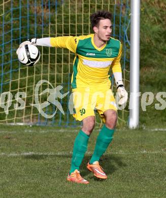 Fussball Unterliga Ost. SG FC Poggersdorf gegen Eberstein. Werner Ambrosch (Poggersdorf). Poggersdorf, am 25.10.2015.
Foto: Kuess
---
pressefotos, pressefotografie, kuess, qs, qspictures, sport, bild, bilder, bilddatenbank