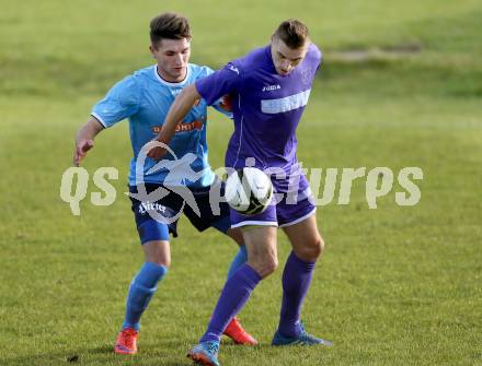 Fussball Unterliga Ost. SG FC Poggersdorf gegen Eberstein. Goran Vuk, Elias  (Poggersdorf), Nicolas Hant (Eberstein). Poggersdorf, am 25.10.2015.
Foto: Kuess
---
pressefotos, pressefotografie, kuess, qs, qspictures, sport, bild, bilder, bilddatenbank