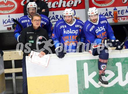 EBEL. Eishockey Bundesliga. EC VSV gegen Moser Medical Graz 99ers.  Trainer Hannu Jaervenpaeae, Benjamin Petrik (VSV). Villach, am 30.10.2015.
Foto: Kuess 


---
pressefotos, pressefotografie, kuess, qs, qspictures, sport, bild, bilder, bilddatenbank