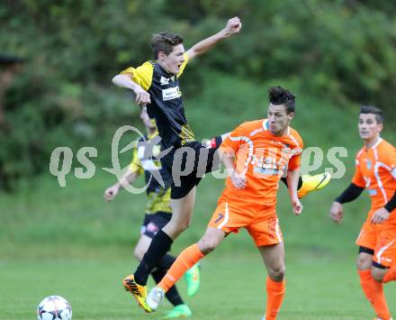 Fussball. 1. Klasse D. Eisenkappel gegen Bad St. Leonhard. Denis Kujundzic (Eisenkappel), Fabian Pirker (Bad St. Leonhard). Eisenkappel, 26.10.2015.
Foto: Kuess
---
pressefotos, pressefotografie, kuess, qs, qspictures, sport, bild, bilder, bilddatenbank