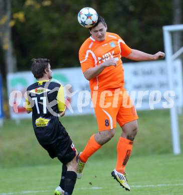 Fussball. 1. Klasse D. Eisenkappel gegen Bad St. Leonhard. Peter Kaschnig (Eisenkappel), Maximilian Sandro Stoni (Bad St. Leonhard). Eisenkappel, 26.10.2015.
Foto: Kuess
---
pressefotos, pressefotografie, kuess, qs, qspictures, sport, bild, bilder, bilddatenbank