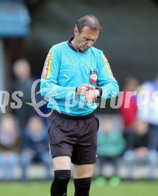 Fussball. 1. Klasse D. Eisenkappel gegen Bad St. Leonhard. Schiedsrichter Walter Napetschnig. Eisenkappel, 26.10.2015.
Foto: Kuess
---
pressefotos, pressefotografie, kuess, qs, qspictures, sport, bild, bilder, bilddatenbank