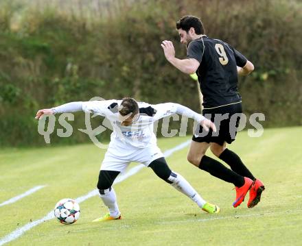 Fussball. Kaerntner Liga. Koettmannsdorf gegen Spittal/Drau. Stephan Buergler (Koettmannsdorf), Kevin Winkler (Spittal/Drau), Koettmannsdorf, 31.10.2015.
Foto: Kuess
---
pressefotos, pressefotografie, kuess, qs, qspictures, sport, bild, bilder, bilddatenbank