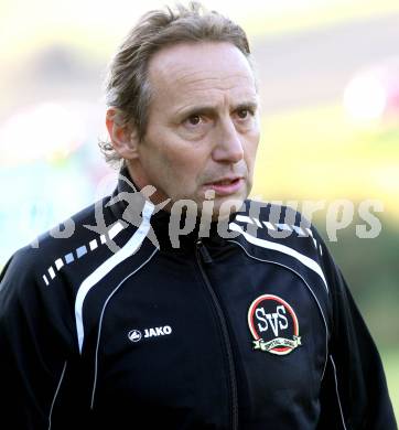 Fussball. Kaerntner Liga. Koettmannsdorf gegen Spittal/Drau. Trainer Mario Brenter (Spittal/Drau), Koettmannsdorf, 31.10.2015.
Foto: Kuess
---
pressefotos, pressefotografie, kuess, qs, qspictures, sport, bild, bilder, bilddatenbank