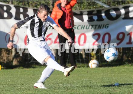 Fussball 1. KLasse C. Sirnitz gegen ASK. Guenther Hubmann (ASK). Sirnitz, am 31.10.2015.
Foto: Kuess
---
pressefotos, pressefotografie, kuess, qs, qspictures, sport, bild, bilder, bilddatenbank