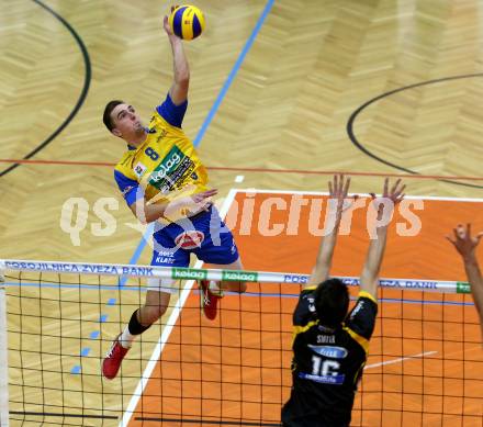 Volleyball. CEV Cup. SK Aich/Dob gegen Hurrikaani Loimaa (FIN). Mlynarcik Peter (Aich/Dob). Bleiburg, 4.11.2015.
Foto: Kuess
---
pressefotos, pressefotografie, kuess, qs, qspictures, sport, bild, bilder, bilddatenbank