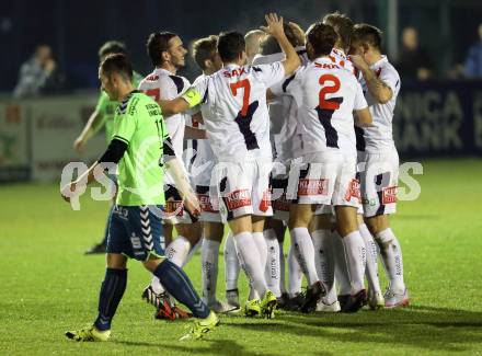 Fussball Kaerntner Liga. SAK gegen Feldkirchen.  Torjubel SAK. Welzenegg, am 6.11.2015.
Foto: Kuess
---
pressefotos, pressefotografie, kuess, qs, qspictures, sport, bild, bilder, bilddatenbank