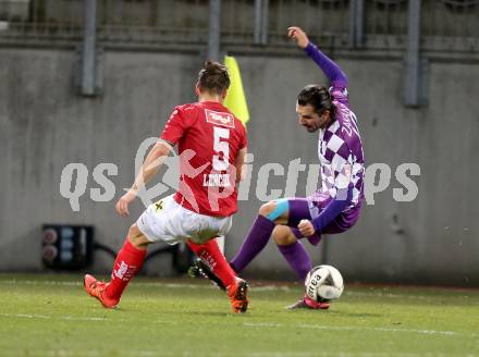 Fussball Sky go Erste Liga. SK Austria Klagenfurt gegen FC Wacker Innsbruck. Sandro Zakany,  (Klagenfurt),  Michael Lercher (Innsbruck). Klagenfurt, am 6.11.2015.
Foto: Kuess
---
pressefotos, pressefotografie, kuess, qs, qspictures, sport, bild, bilder, bilddatenbank