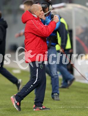 Fussball Sky go Erste Liga. SK Austria Klagenfurt gegen FC Wacker Innsbruck. Jubel Trainer Klaus schmidt  (Innsbruck). Klagenfurt, am 6.11.2015.
Foto: Kuess
---
pressefotos, pressefotografie, kuess, qs, qspictures, sport, bild, bilder, bilddatenbank