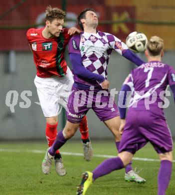 Fussball Sky go Erste Liga. SK Austria Klagenfurt gegen FC Wacker Innsbruck. Domagoj Beslic,  (Klagenfurt), Christoph Freitag (Innsbruck). Klagenfurt, am 6.11.2015.
Foto: Kuess
---
pressefotos, pressefotografie, kuess, qs, qspictures, sport, bild, bilder, bilddatenbank