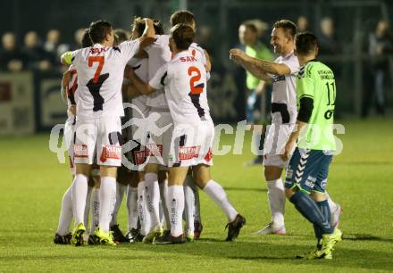 Fussball Kaerntner Liga. SAK gegen Feldkirchen.  Torjubel SAK. Welzenegg, am 6.11.2015.
Foto: Kuess
---
pressefotos, pressefotografie, kuess, qs, qspictures, sport, bild, bilder, bilddatenbank