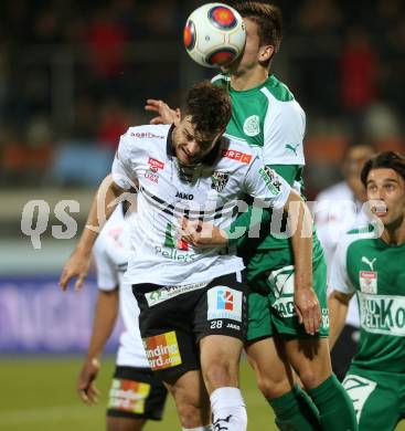 Fussball tipico Bundesliga. RZ Pellets WAC gegen SV Mattersburg. Thomas Zuendel,  (WAC), Vitaljis Maksimenko (Mattersburg). Wolfsberg, am 7.11.2015.
Foto: Kuess
---
pressefotos, pressefotografie, kuess, qs, qspictures, sport, bild, bilder, bilddatenbank