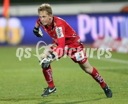 Fussball tipico Bundesliga. RZ Pellets WAC gegen SV Mattersburg. Christian Dobnik (WAC). Wolfsberg, am 7.11.2015.
Foto: Kuess
---
pressefotos, pressefotografie, kuess, qs, qspictures, sport, bild, bilder, bilddatenbank